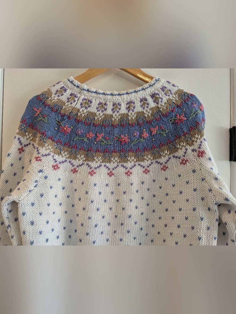 Vintage Northern Isles Hand Knit Embroidered Sweater Grandma Cottagecore Size M - Picture 8 of 12